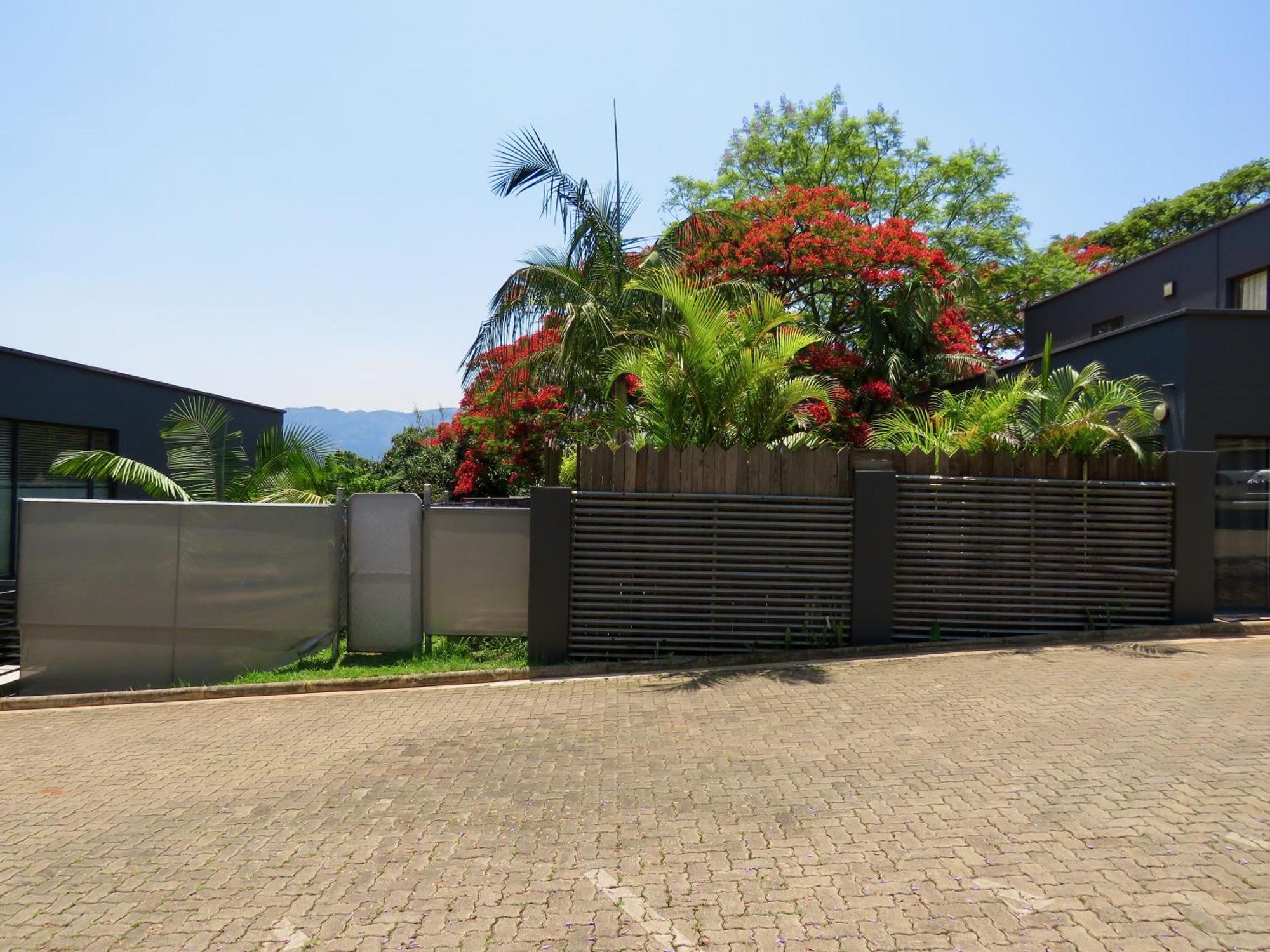 The Executive - Exclusive Self-Catering Apartments - Ezulwini Exteriör bild