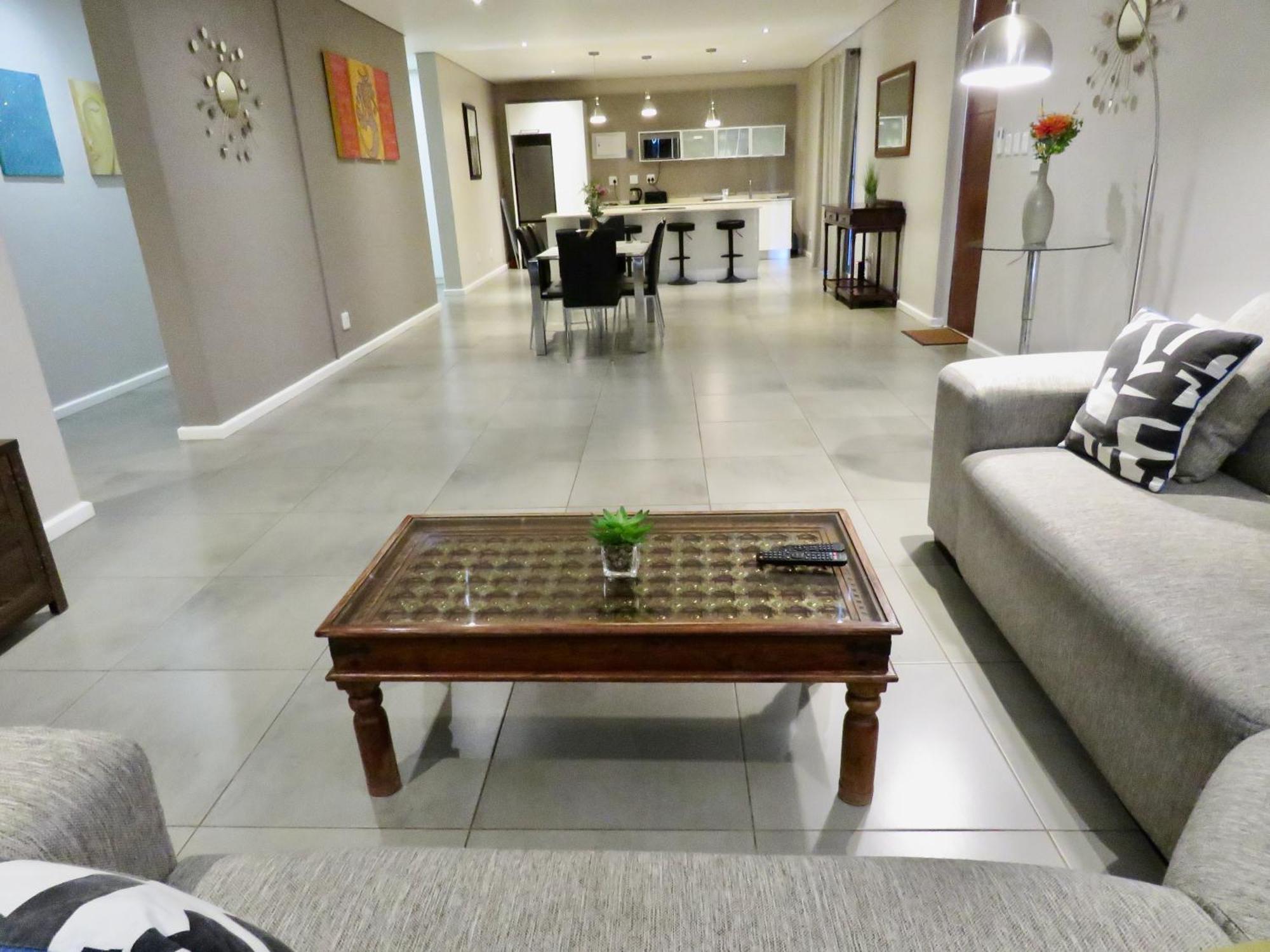The Executive - Exclusive Self-Catering Apartments - Ezulwini Exteriör bild